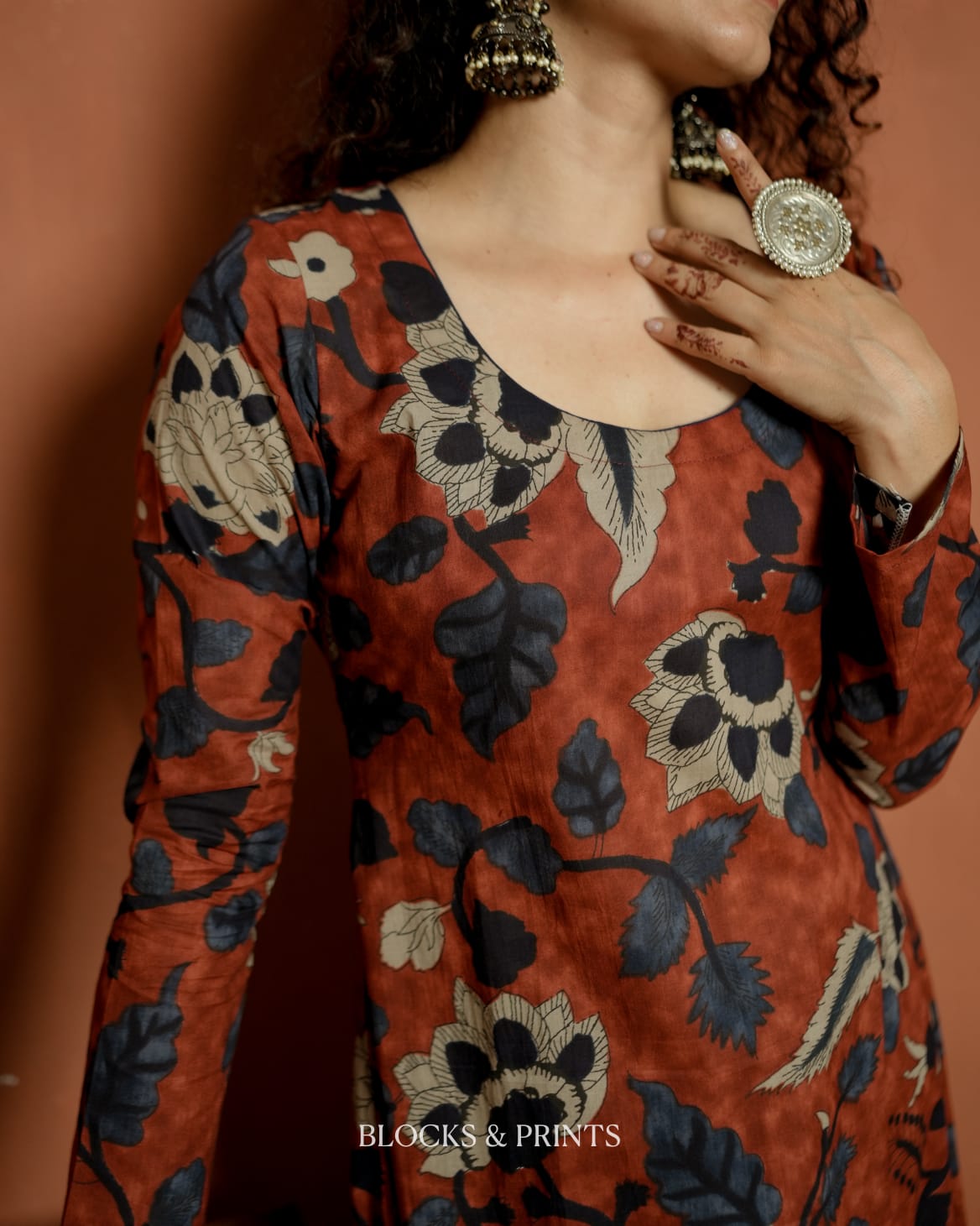 Designer Kurthi (Code - 2150 BK)