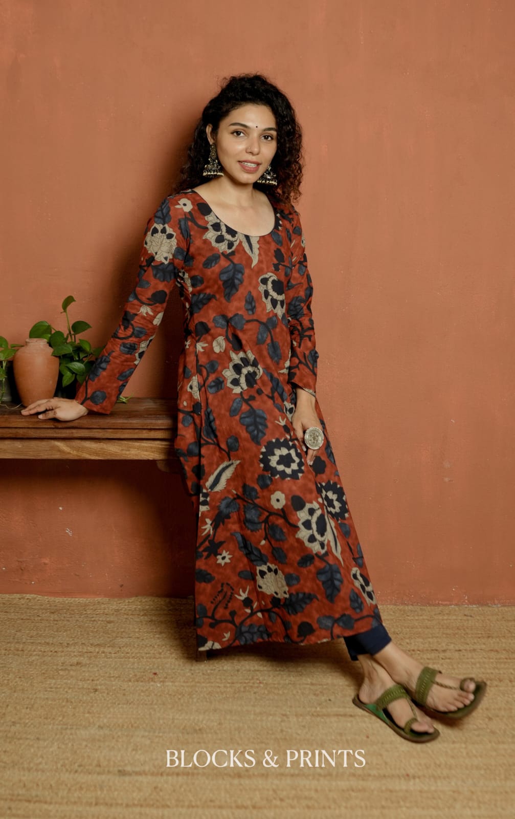 Designer Kurthi (Code - 2150 BK)