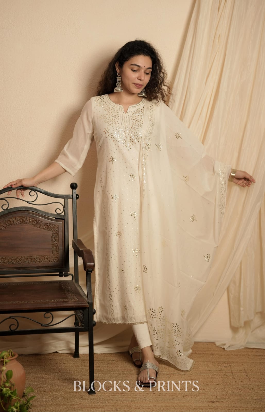 Designer Kurthi Dupatta Set (Code -2039 BK)
