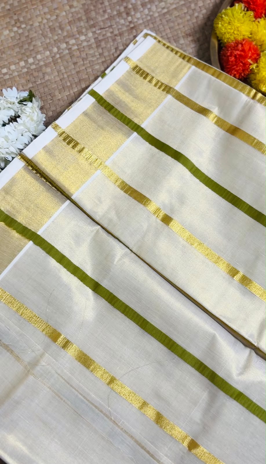 Kerala saree (Code - KL15)