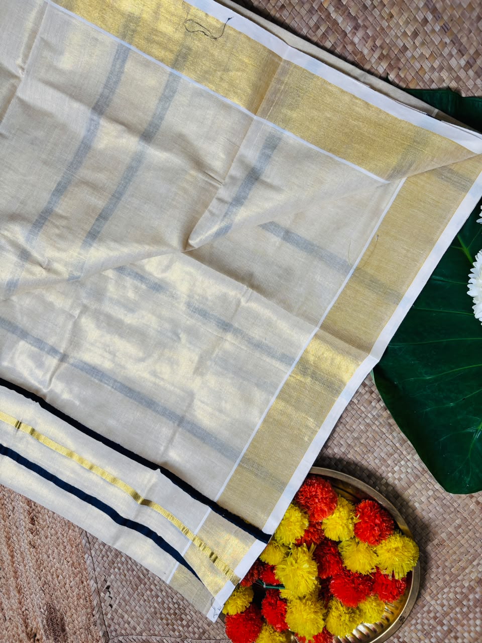 Kerala saree (Code - KL16)