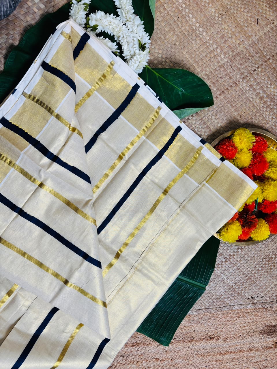 Kerala saree (Code - KL16)