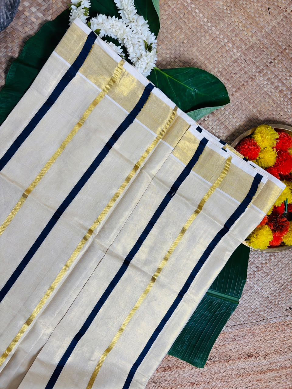 Kerala saree (Code - KL16)