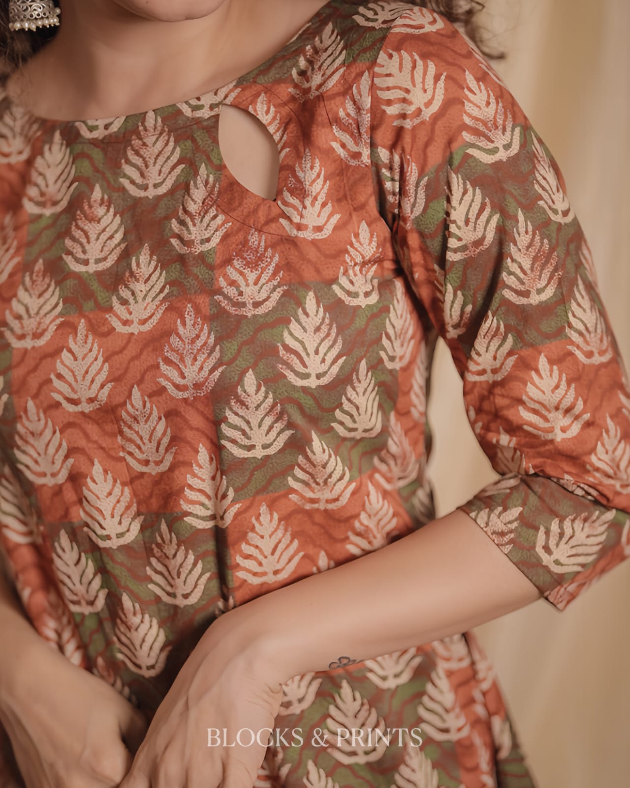 RS .750/- (50% Off on MRP Rs.1500/-) (Code - 2028 BK)