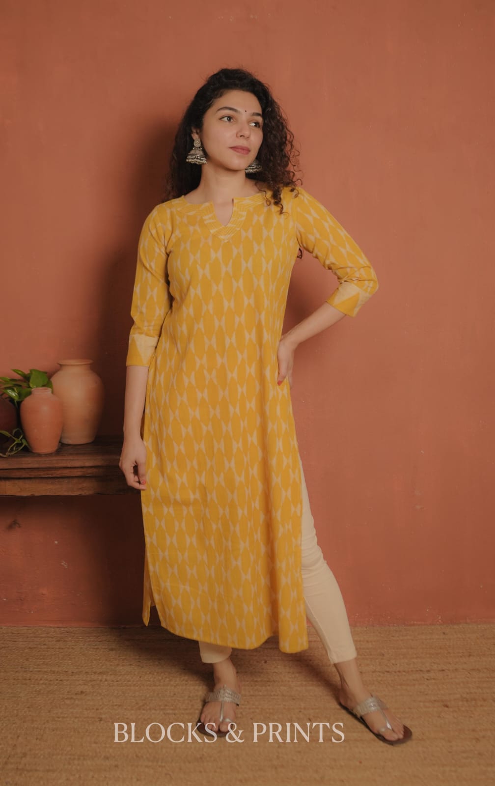 RS.490/- (50%Off on MRP Rs.980/-)(Code - 2056 BK)