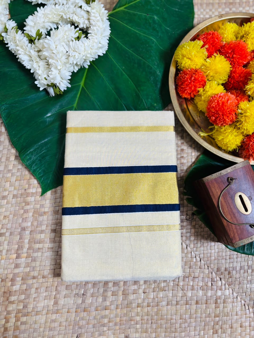 Kerala saree (Code - KL16)