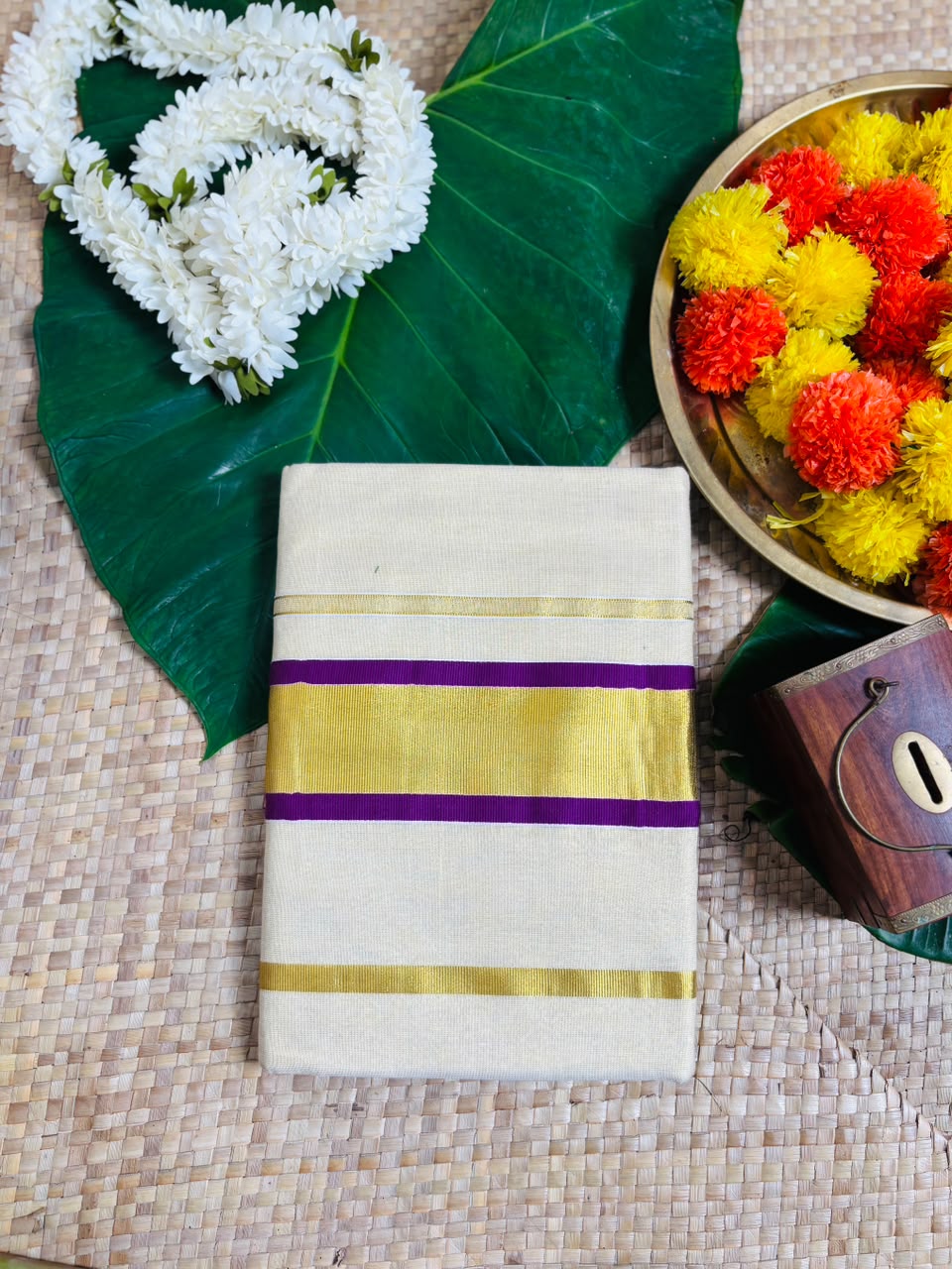 Kerala saree (Code - KL14)