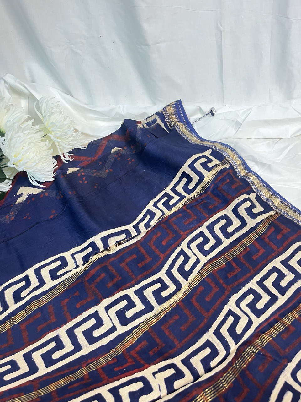 RS .1425/- (50% Off on MRP Rs.2850/-)-(M7)