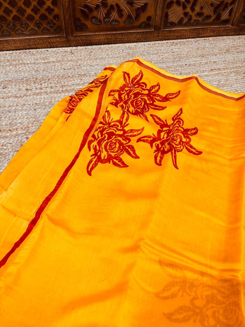 RS. 840/- (70% Off on MRP Rs.2800/-)( DS-154)