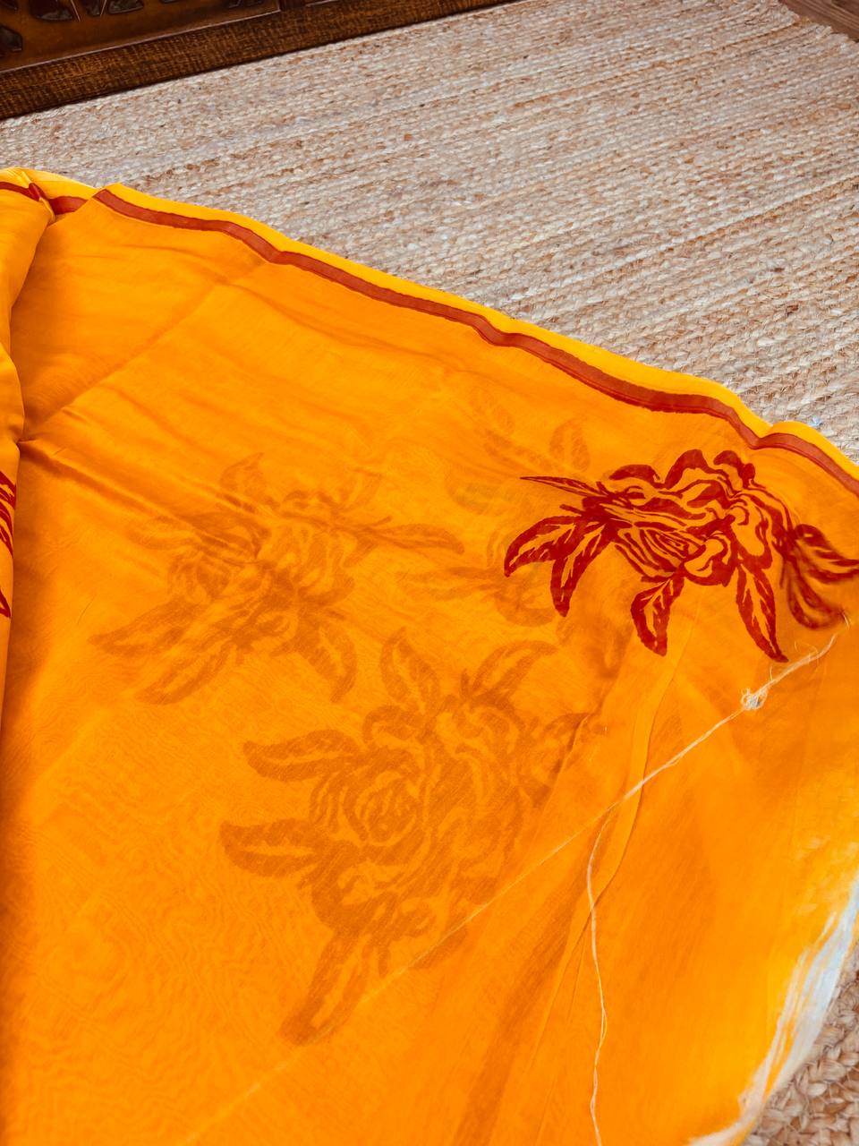 RS. 840/- (70% Off on MRP Rs.2800/-)( DS-154)