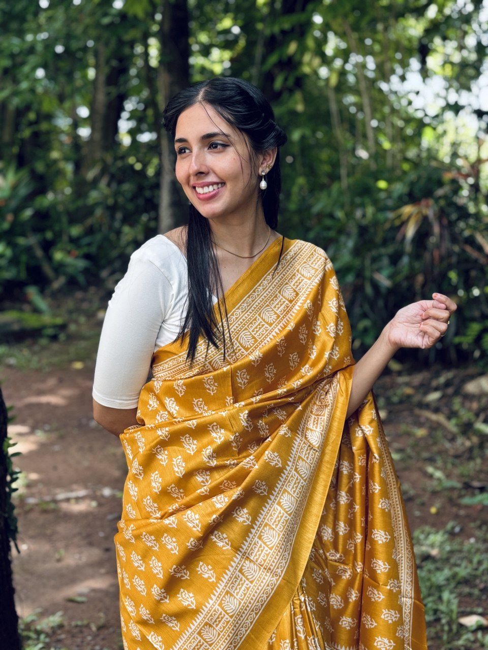 SEMI SILK SAREE -(SM18)