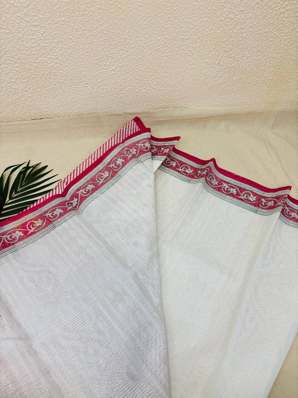RS. 534/- (70% Off on MRP Rs. 1780/-)( DS-54)