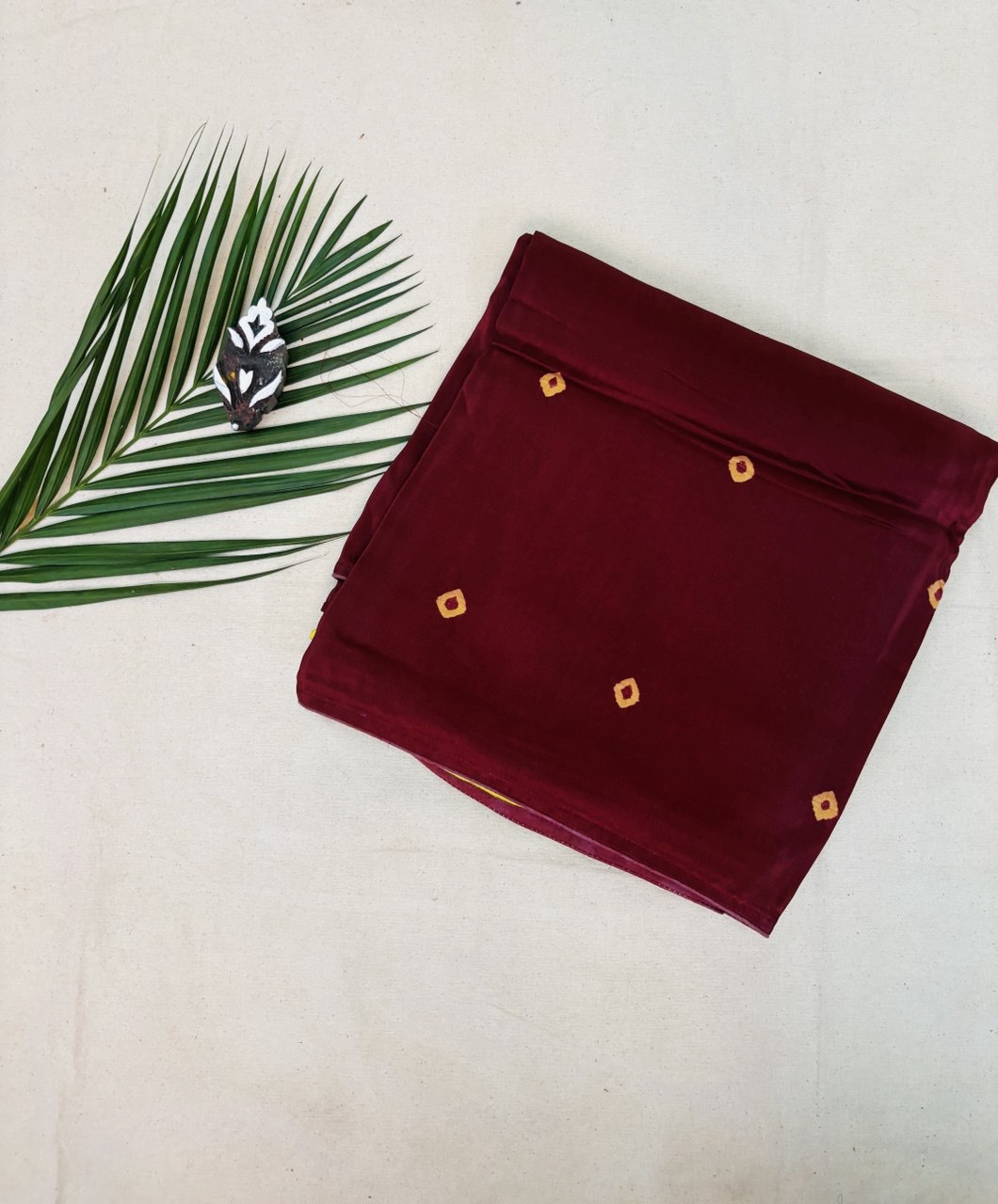 RS. 1650/-  (70% Off on MRP  Rs.5500/-)( DS-195)