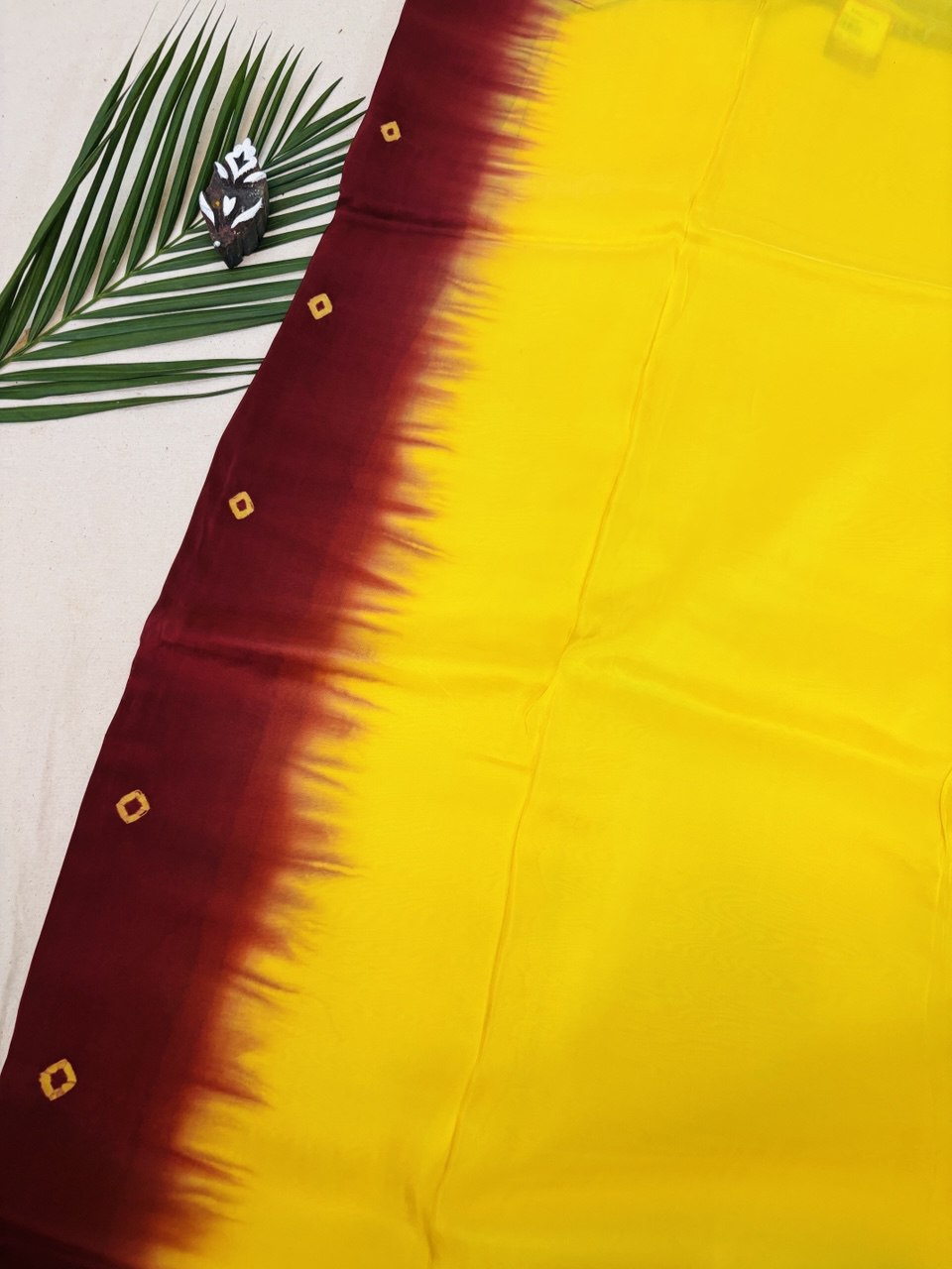 RS. 1650/-  (70% Off on MRP  Rs.5500/-)( DS-195)