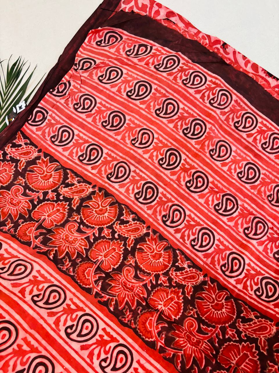 RS. 774/- (70% Off on MRP Rs. 2580/-)( DS-274)