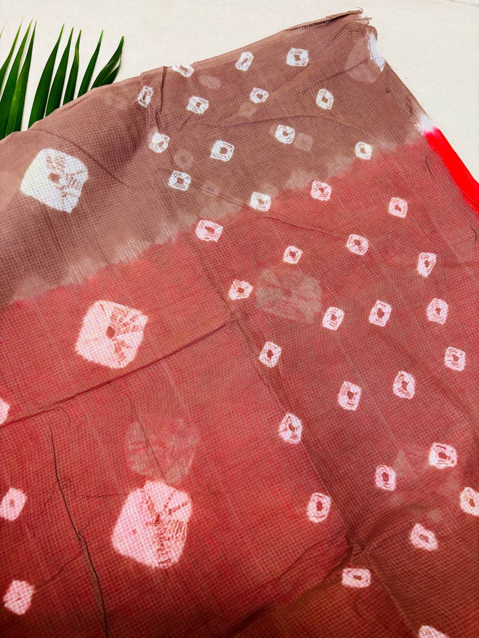 RS.585/- (70% Off on MRP Rs.1950/-)( DS-305)