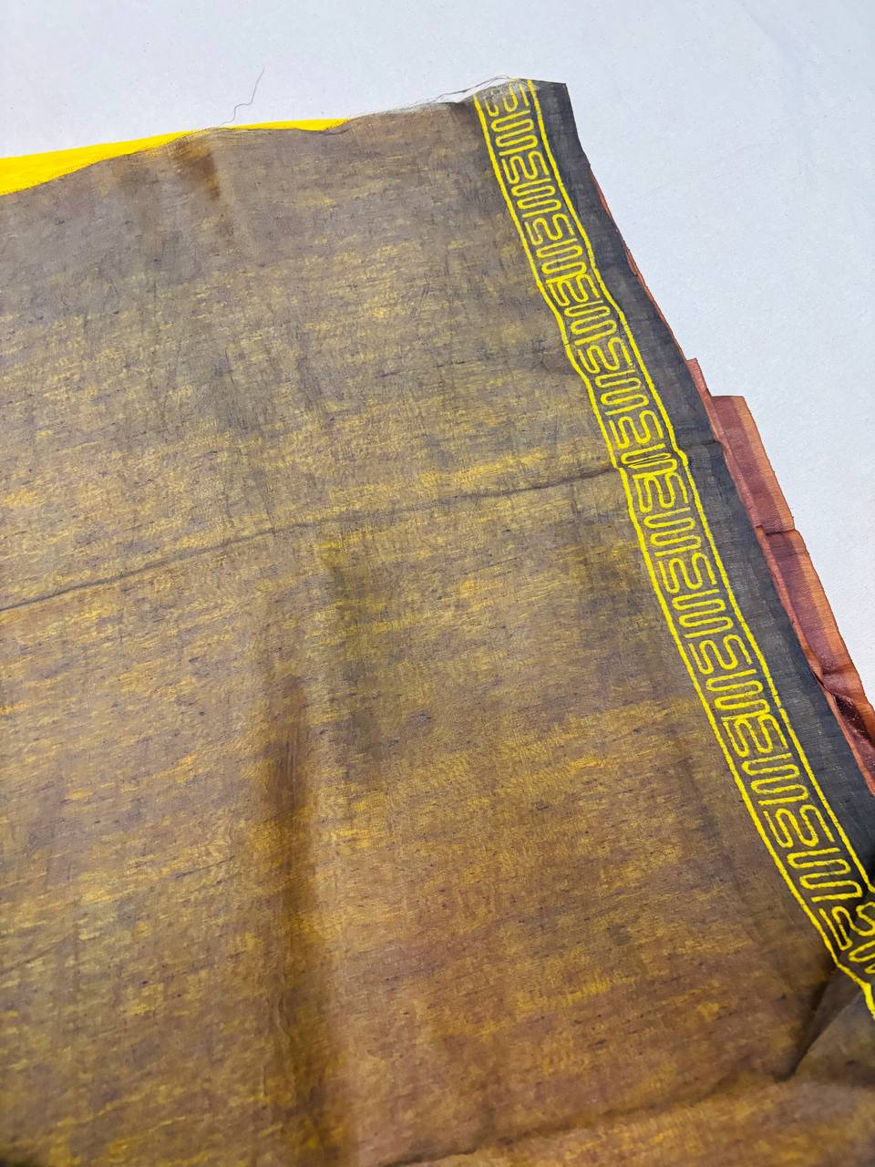 RS .1170/- (70% Off on MRP Rs.3900/-)( DS343)