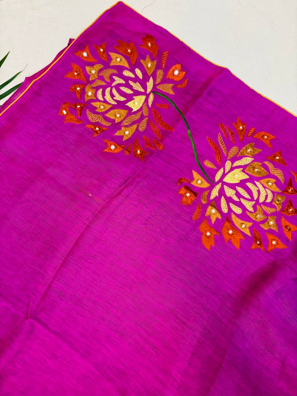 RS .1350/- (70% Off on MRP Rs.4500/-)( DS349)