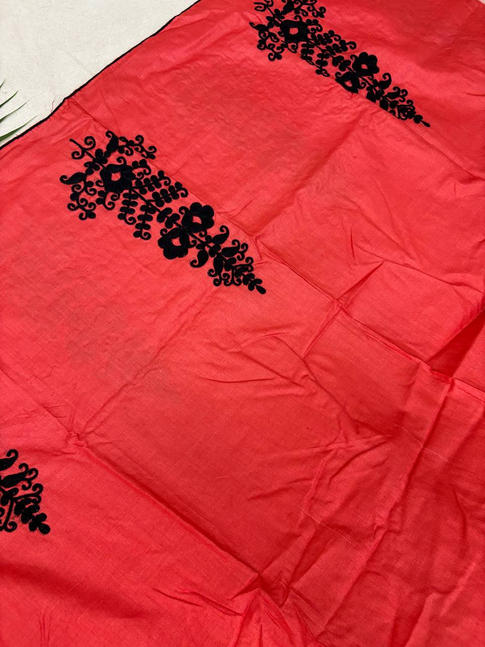 RS .585/- (70% Off on MRP Rs.1950/-)( DS363)
