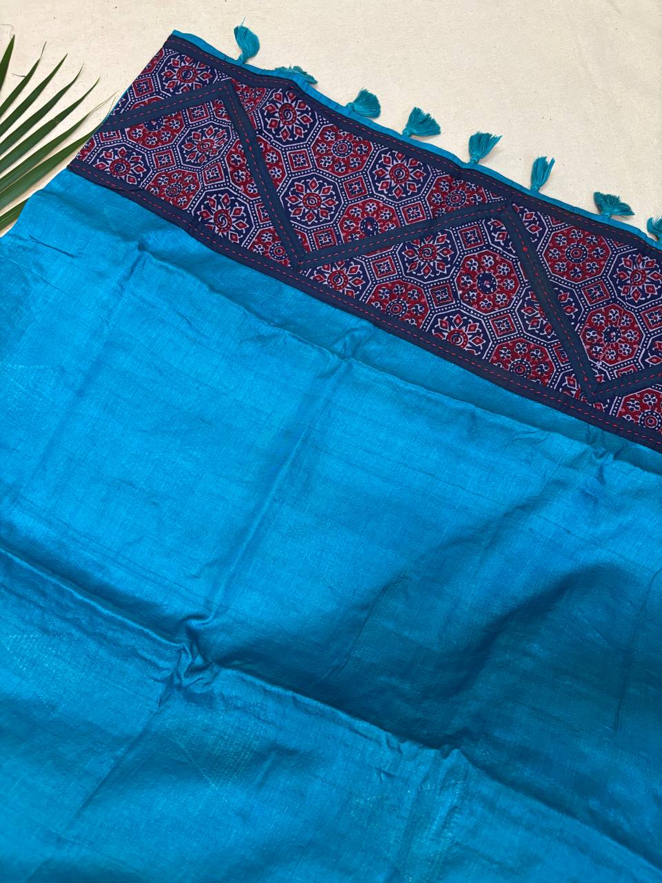 RS .2430/- (70% Off on MRP Rs.8100/-)( DS382)