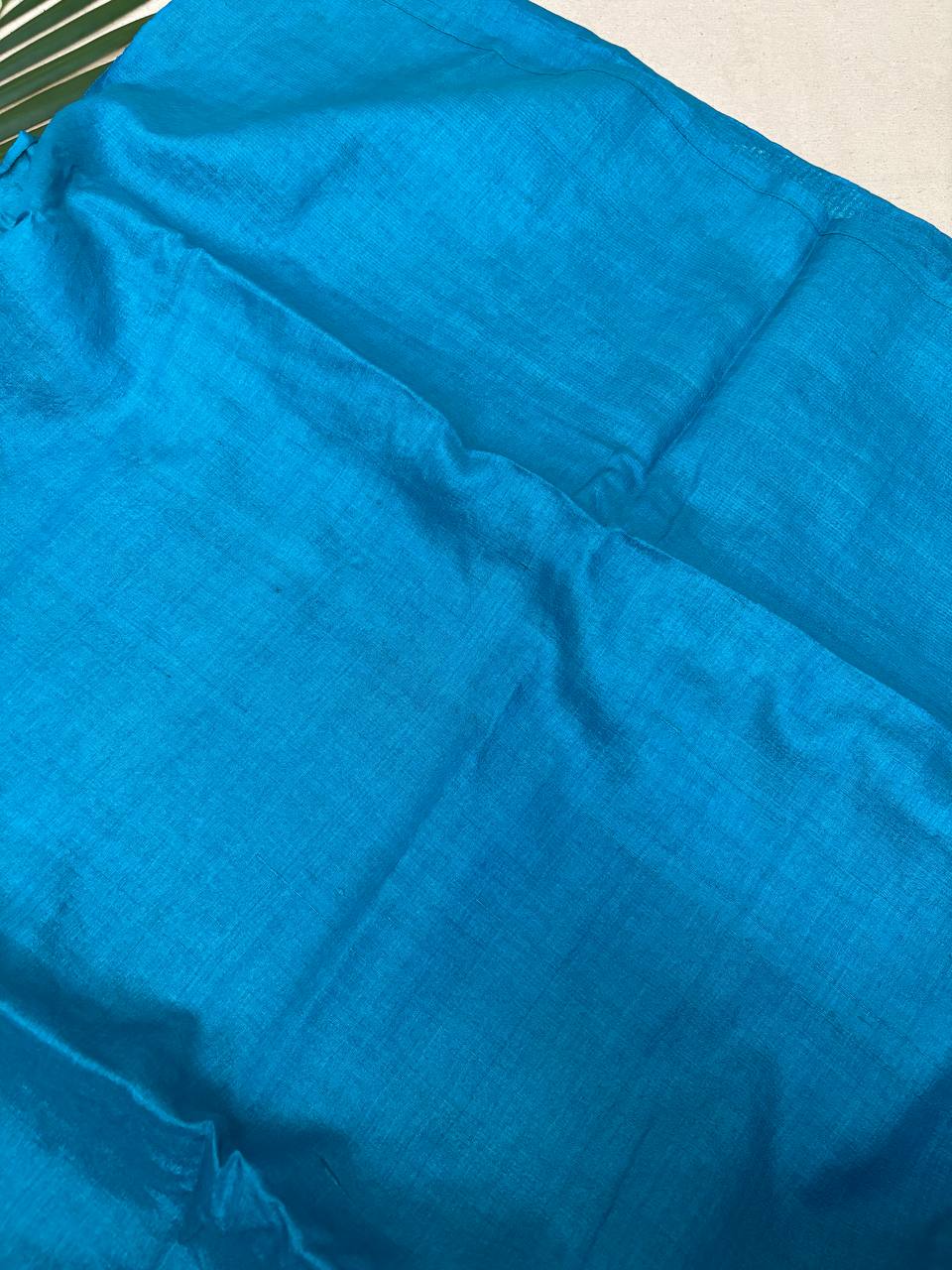 RS .2430/- (70% Off on MRP Rs.8100/-)( DS382)