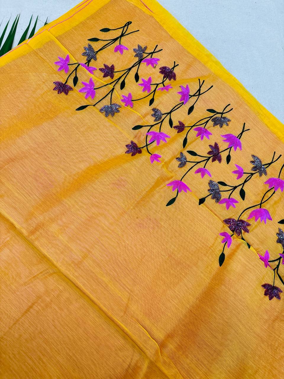 RS .750/- (70% Off on MRP Rs.2500/-)( DS405)