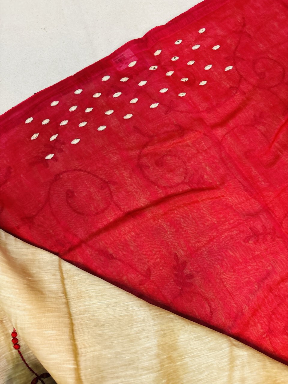 RS .1350/- (70% Off on MRP Rs.4500/-)( DS417)