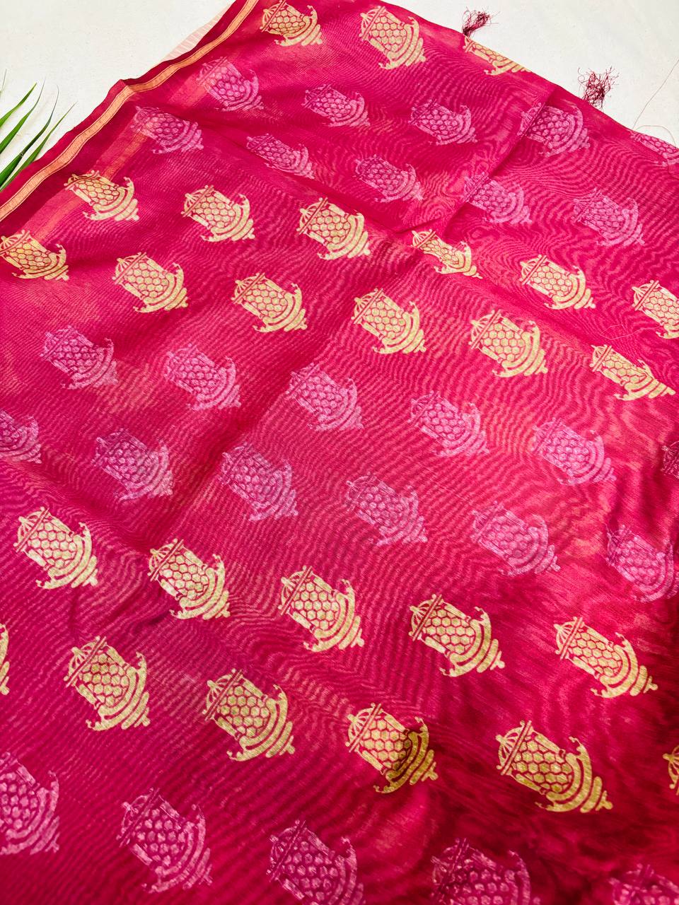 RS .720/- (55% Off on MRP Rs.1600/-)( DS465)