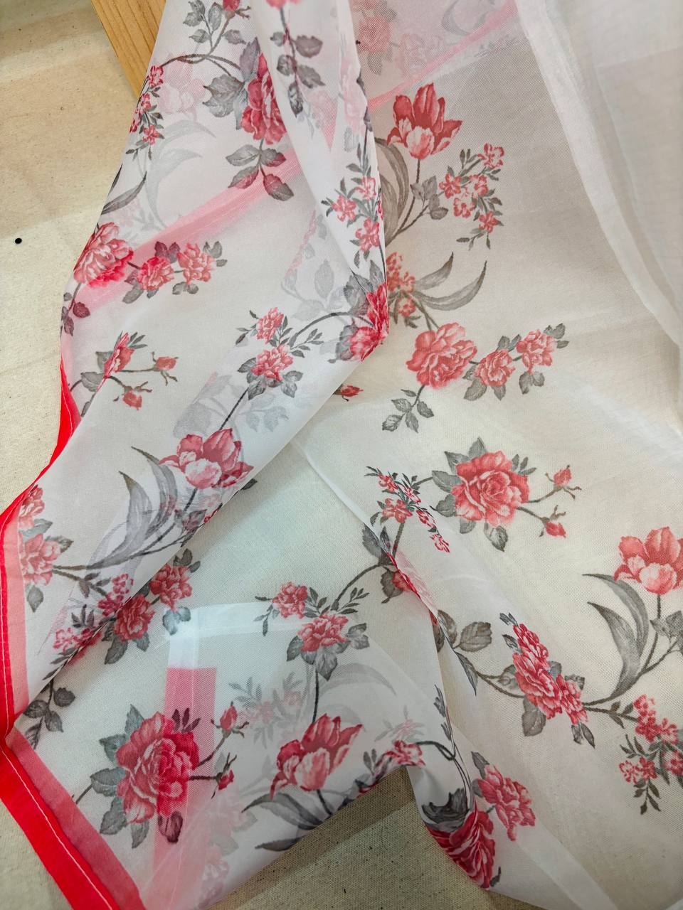 RS .640/- (50% Off on MRP Rs.1280/-)( DC78)
