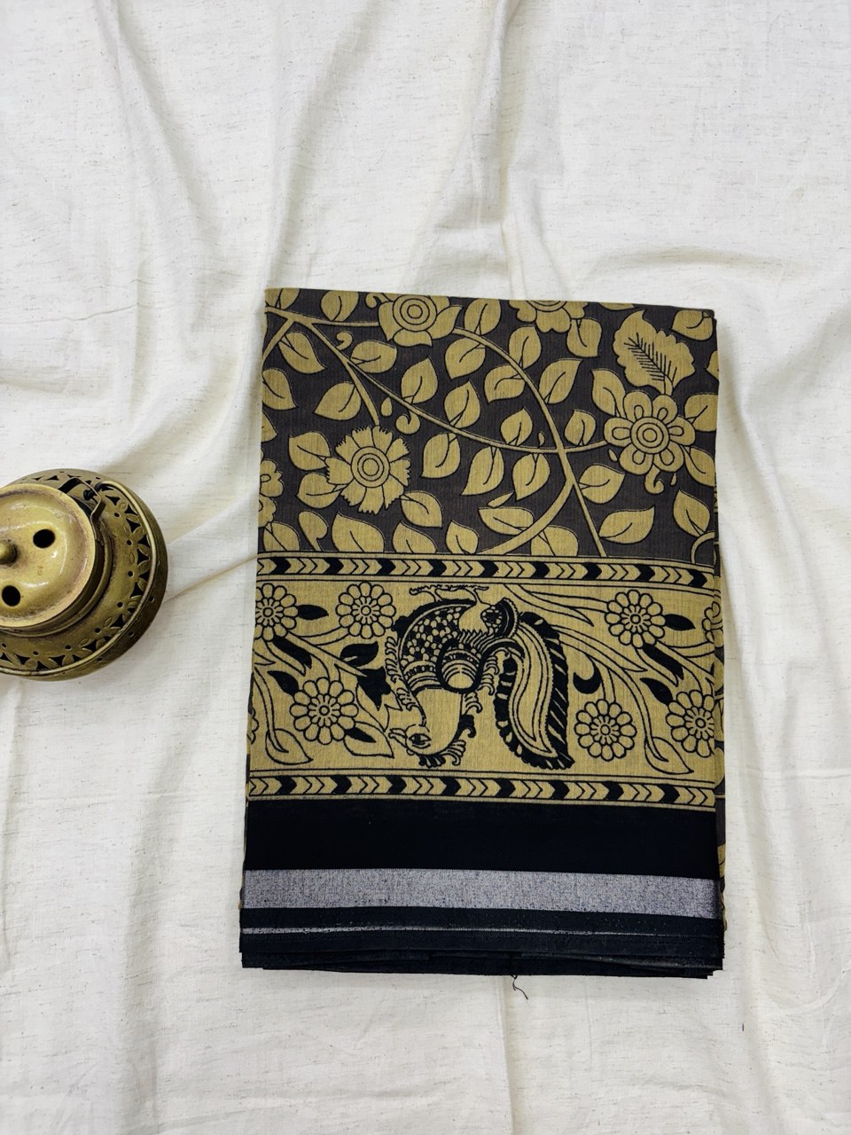 RS .700/- (50% Off on MRP Rs.1400/-)(SG66)
