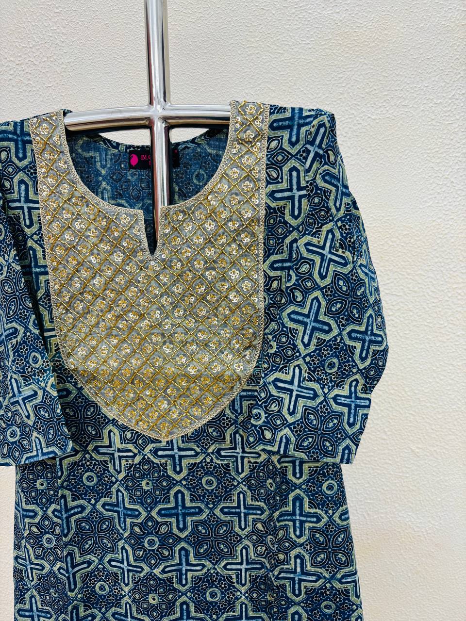 RS.750/- (50%Off on MRP Rs.1500/-)(NK125)