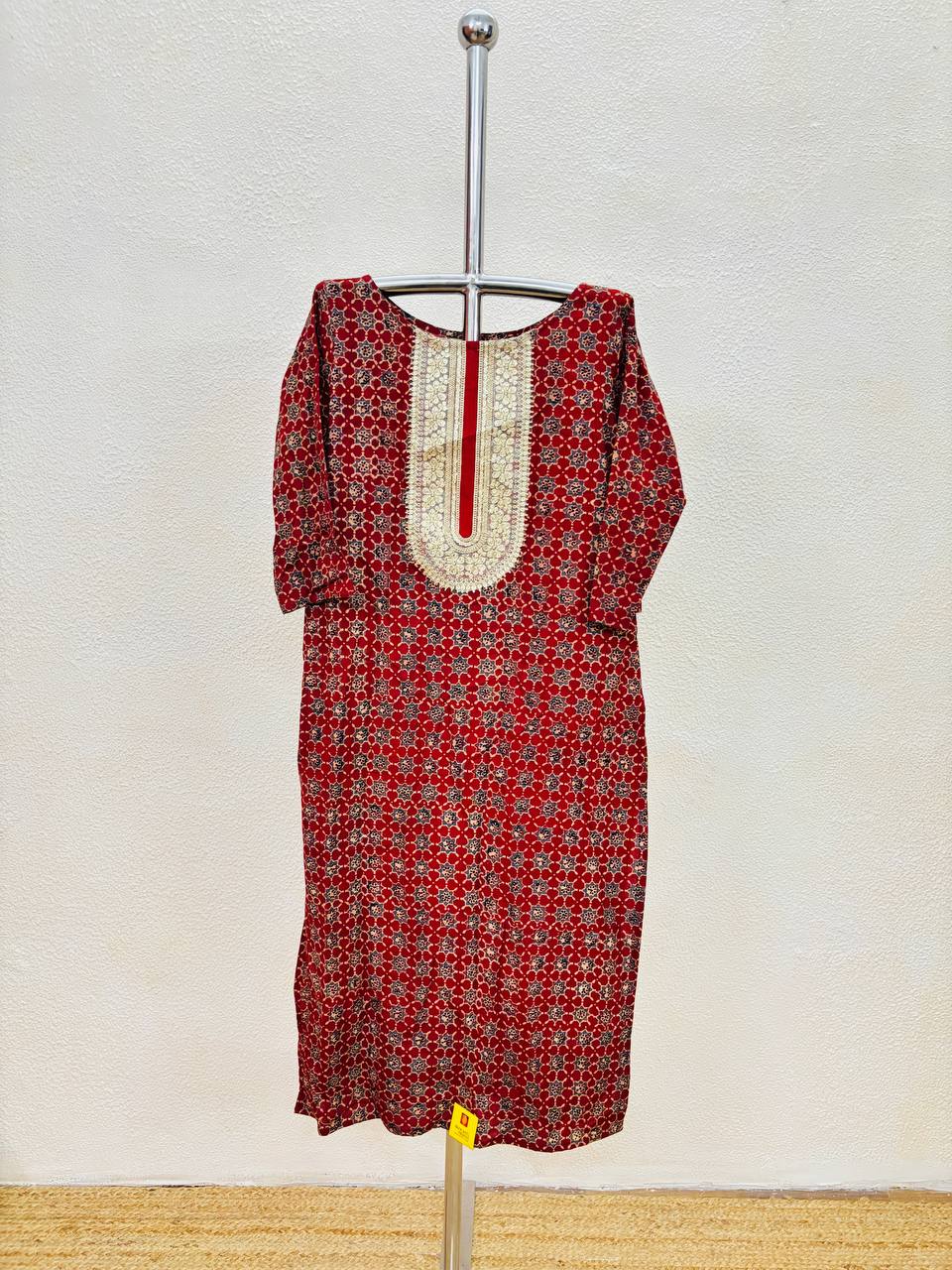RS.750/- (50%Off on MRP Rs.1500/-)(NK130)