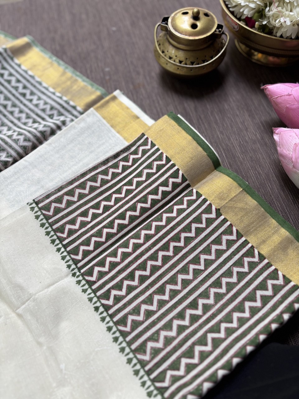 RS.890/- (50% Off on MRP Rs.1780/-)( DS-503)