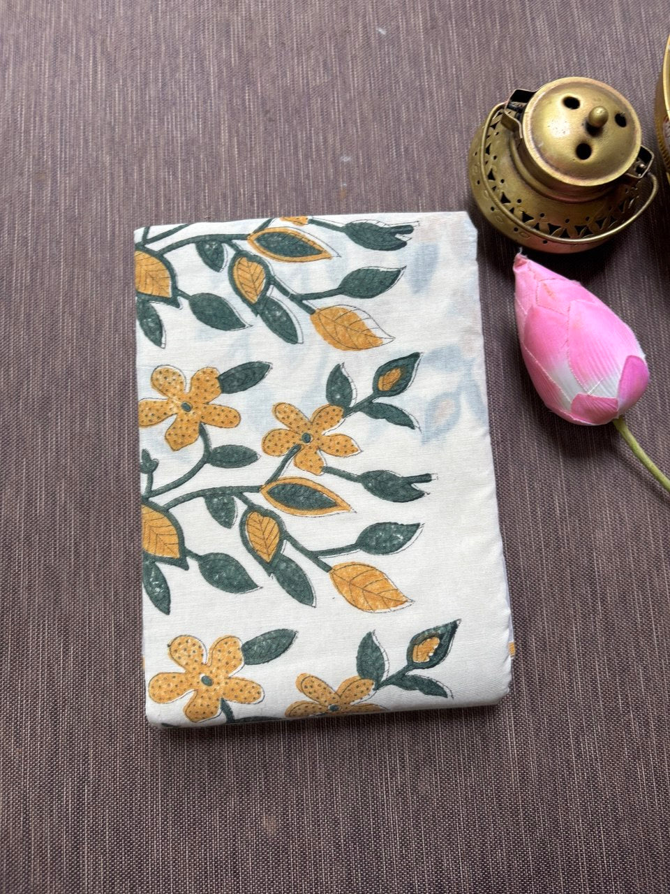 RS.890/- (50% Off on MRP Rs.1780/-)( DS-507)