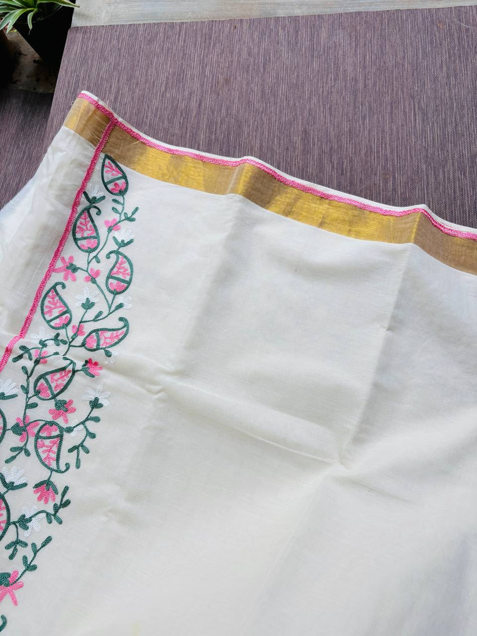 RS.1300/- (50% Off on MRP Rs.2600/-)( DS-522)