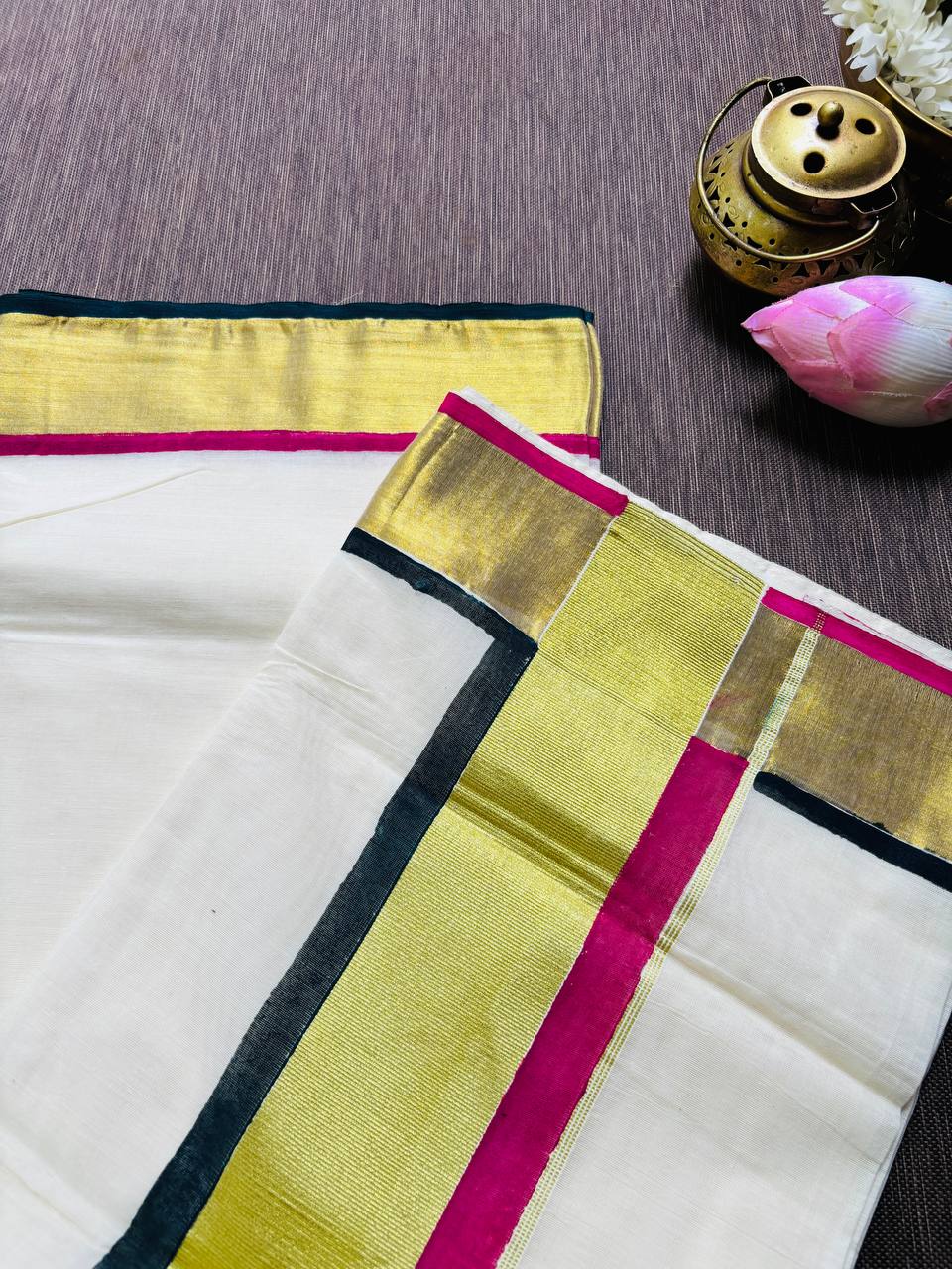 RS.890/- (50% Off on MRP Rs.1780/-)( DS-529)