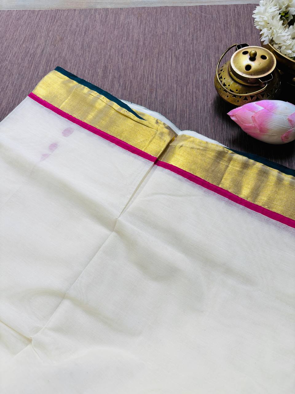 RS.890/- (50% Off on MRP Rs.1780/-)( DS-529)