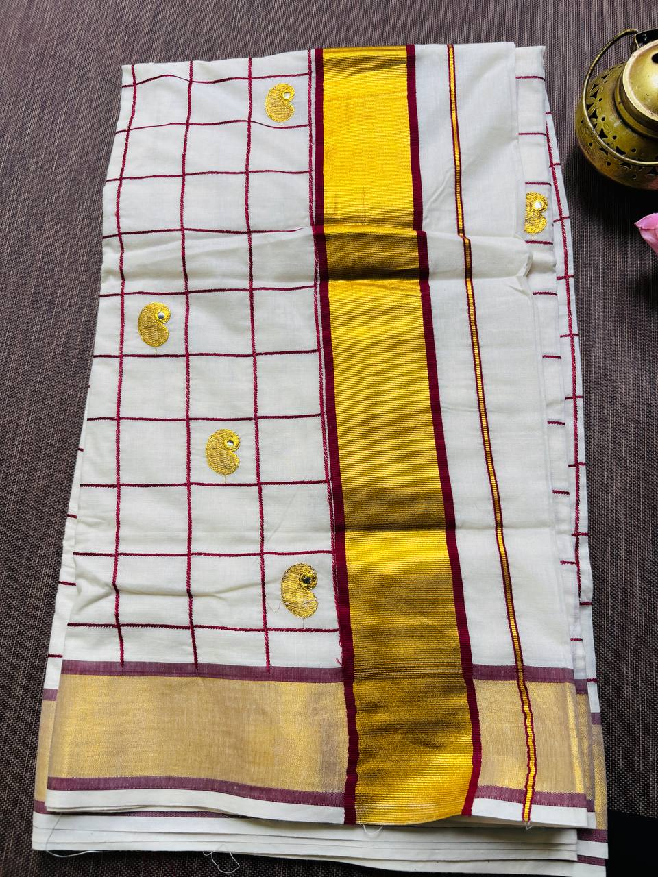 RS.700/- (50% Off on MRP Rs.1400/-)( DS-532)