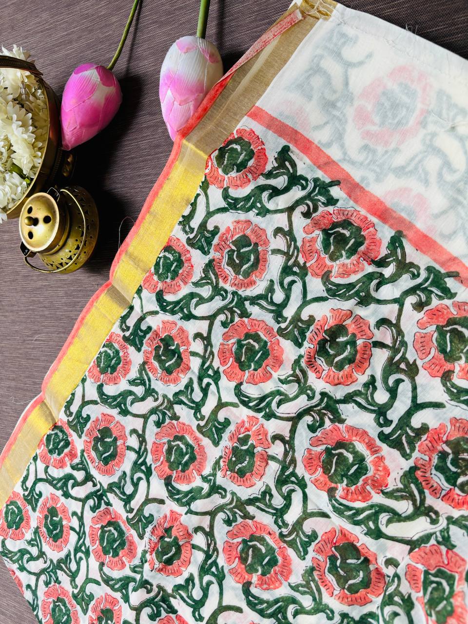 RS.1780/- (50% Off on MRP Rs.890/-)( DS-542)