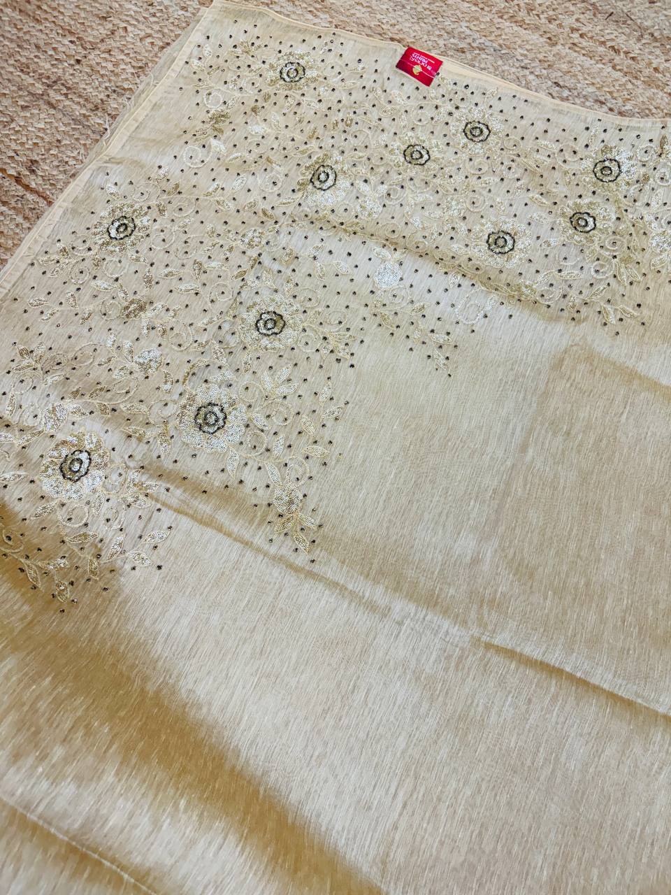 RS .1350/- (70% Off on MRP Rs.4500/-)( DS604)