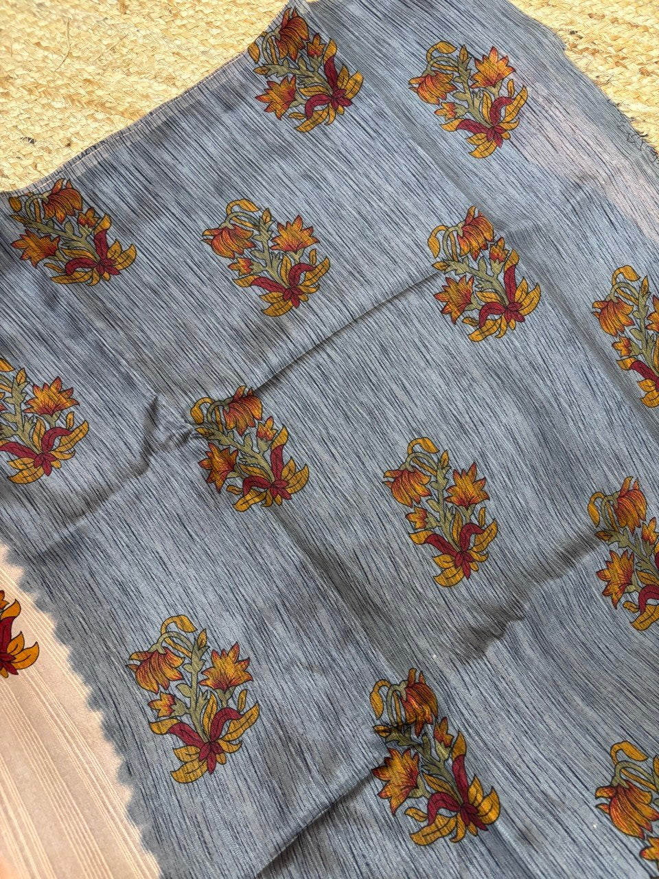 RS.375/- (50% Off on MRP Rs.750/-)( DS615)