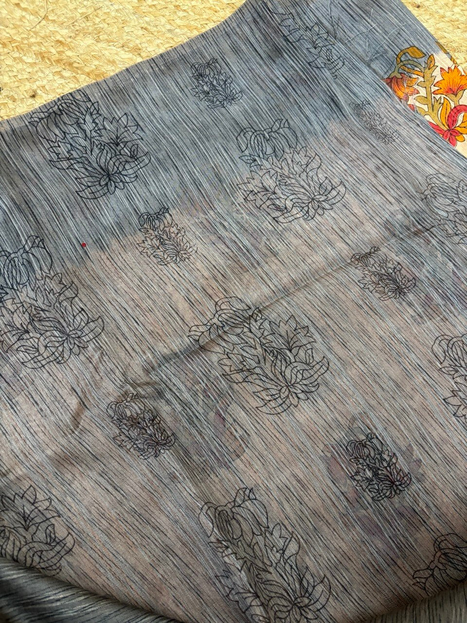 RS.375/- (50% Off on MRP Rs.750/-)( DS615)