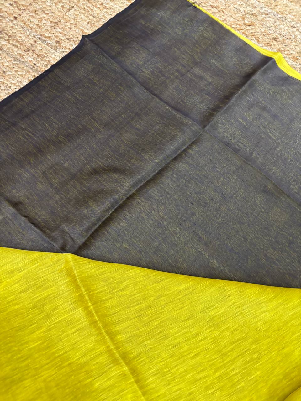 RS.1560/- (70% Off on MRP Rs.5200/-)( DS625)