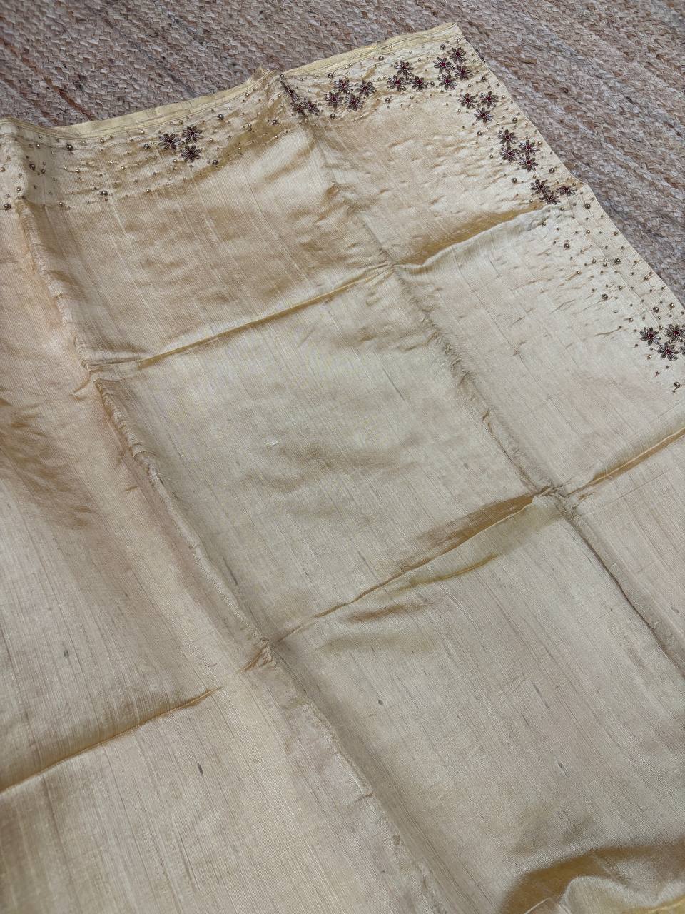 RS.2550/- (70% Off on MRP Rs.8500/-)( DS623)