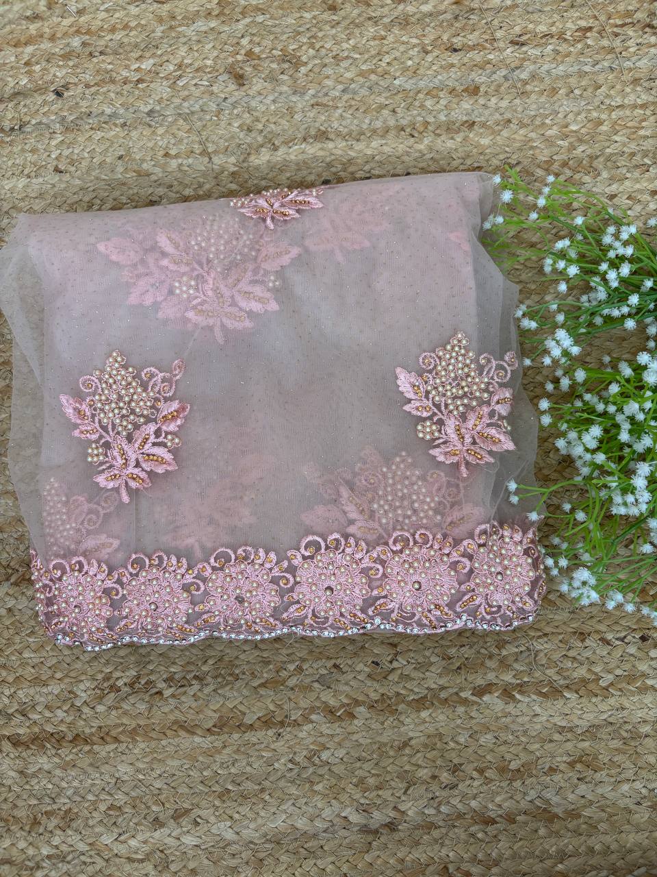 RS.1770/- (70% Off on MRP Rs.5900/-)( DS619)