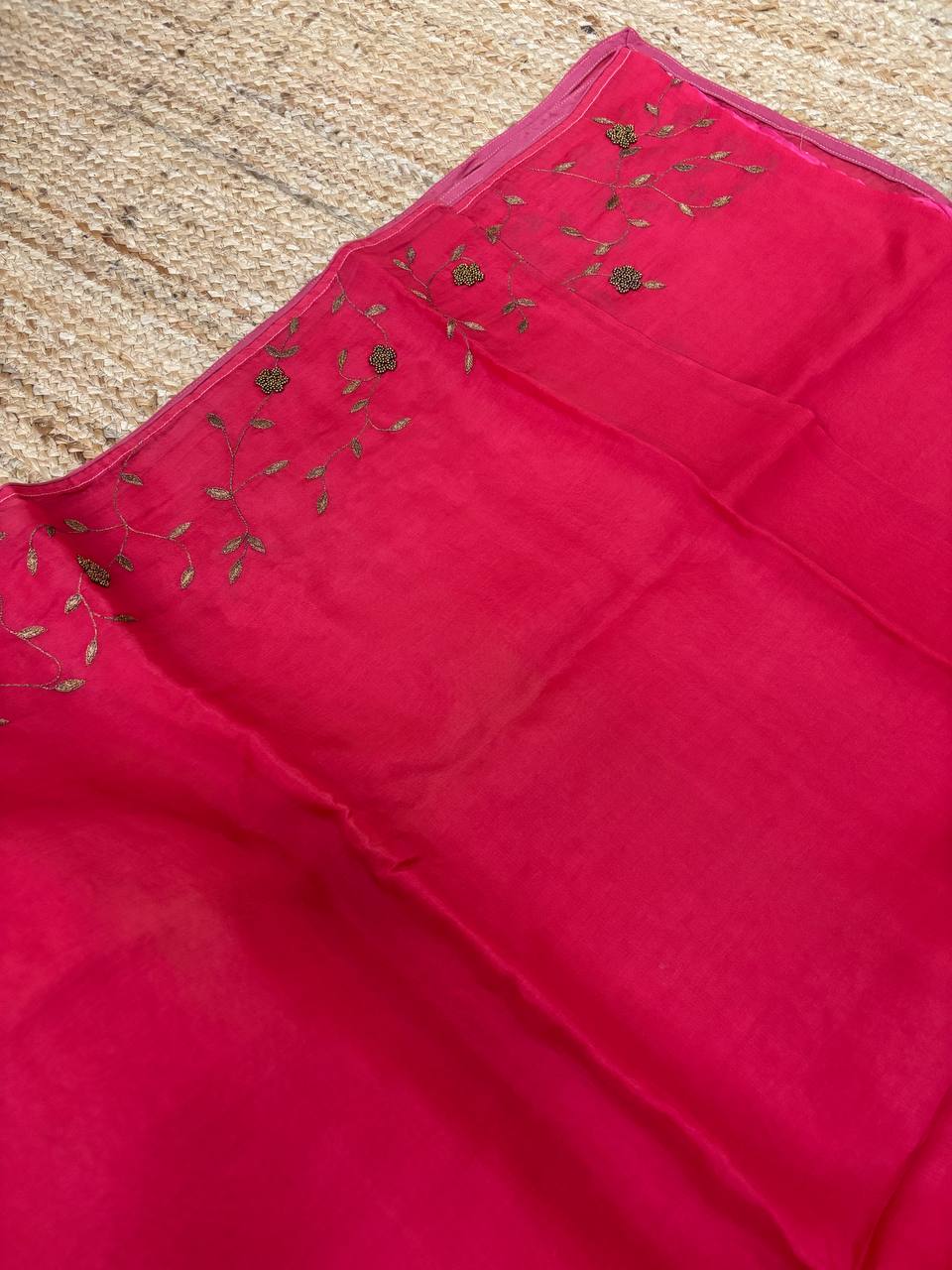 RS .1260/- (70% Off on MRP Rs.4200/-)( DS629)