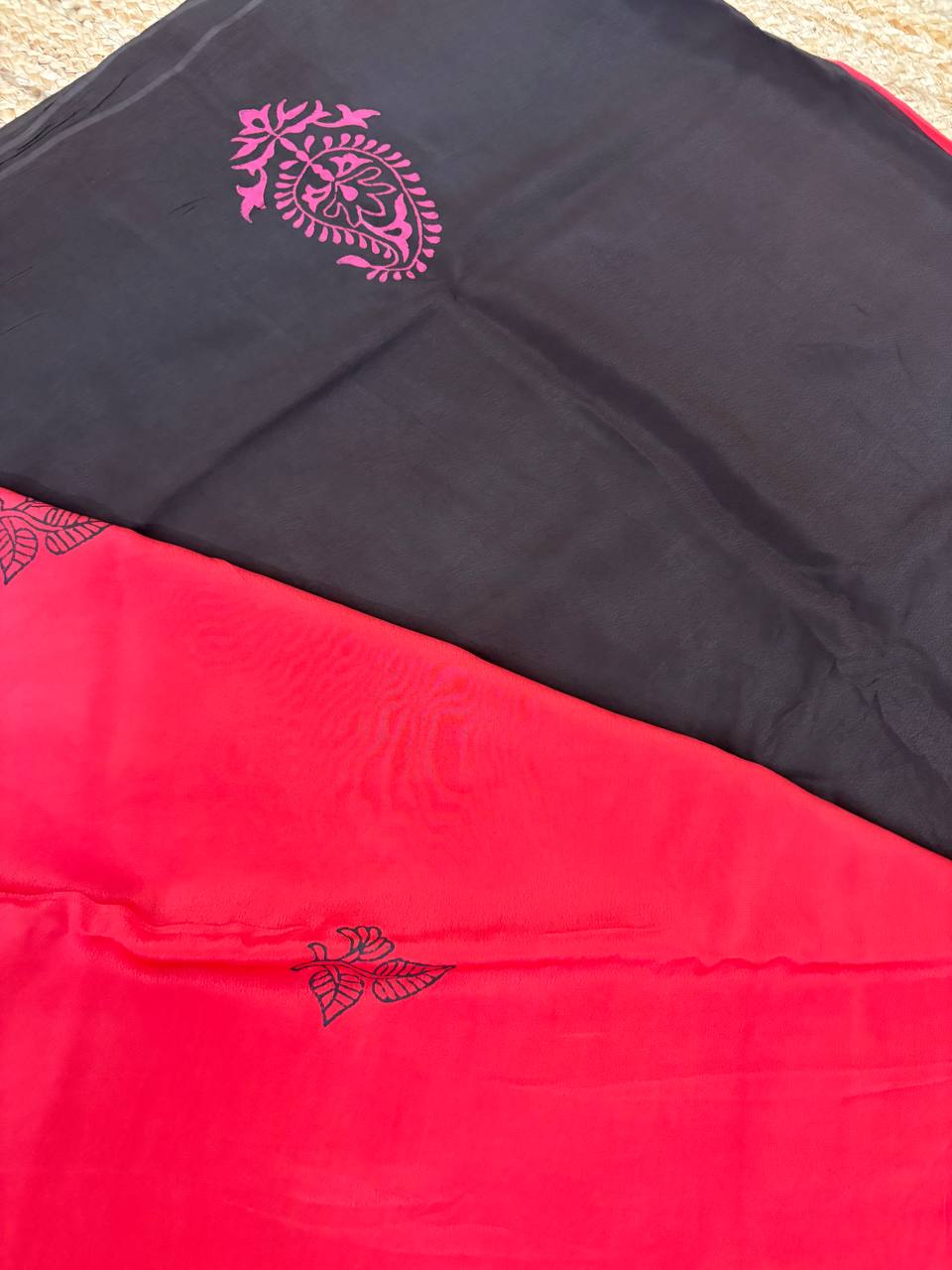 RS .660/- (70% Off on MRP Rs.2200/-)( DS630)