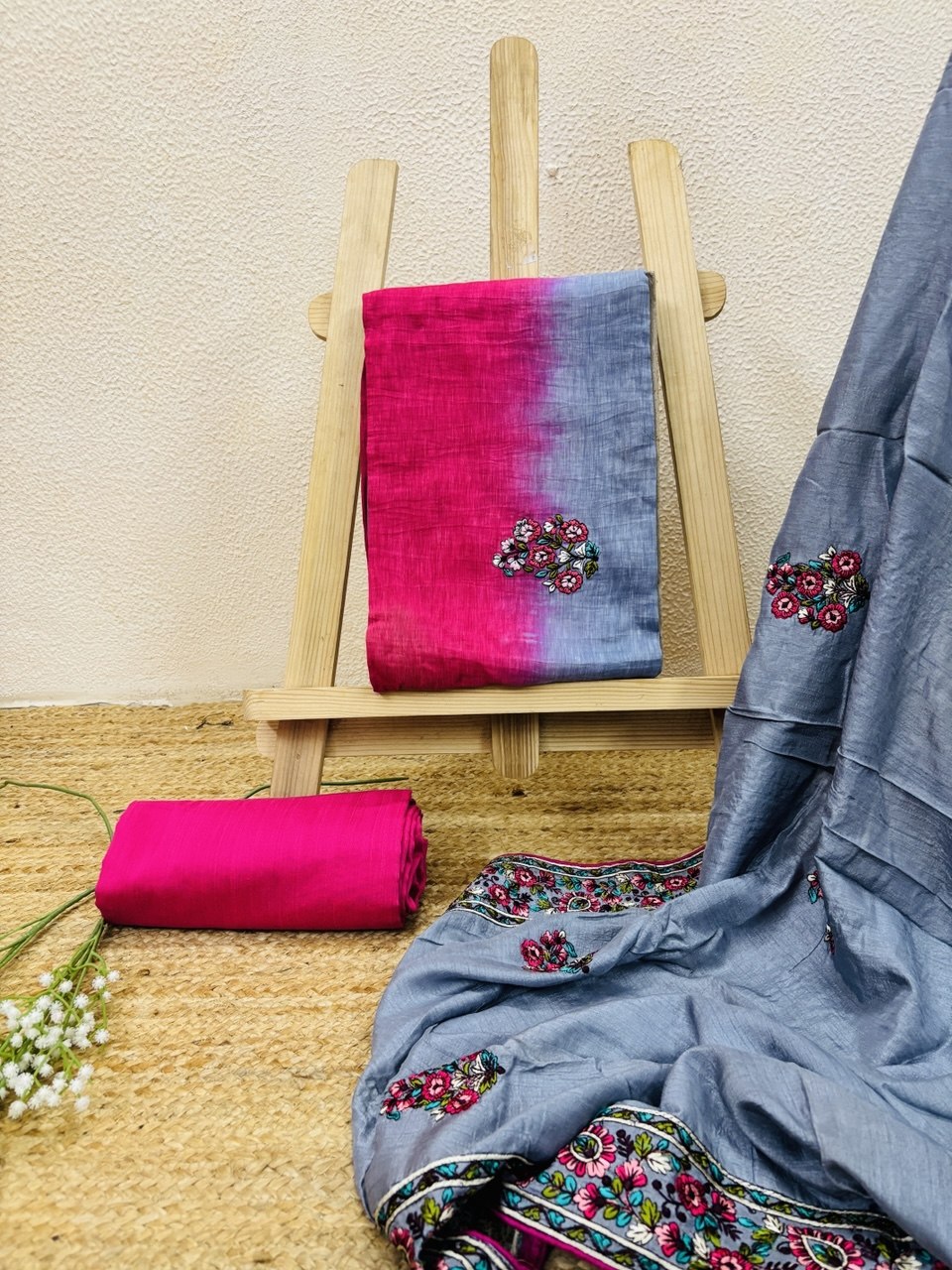 RS. 1260/- (70% Off on MRP Rs. 4200/-)( DS-633)