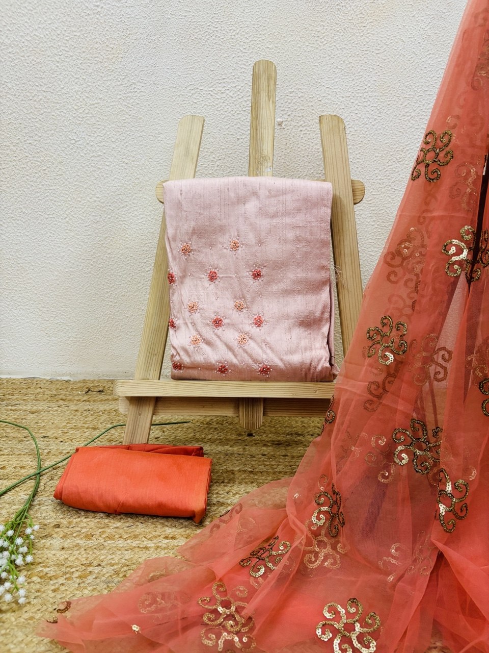 RS. 1170/- (70% Off on MRP Rs. 3900/-)( DS-640)