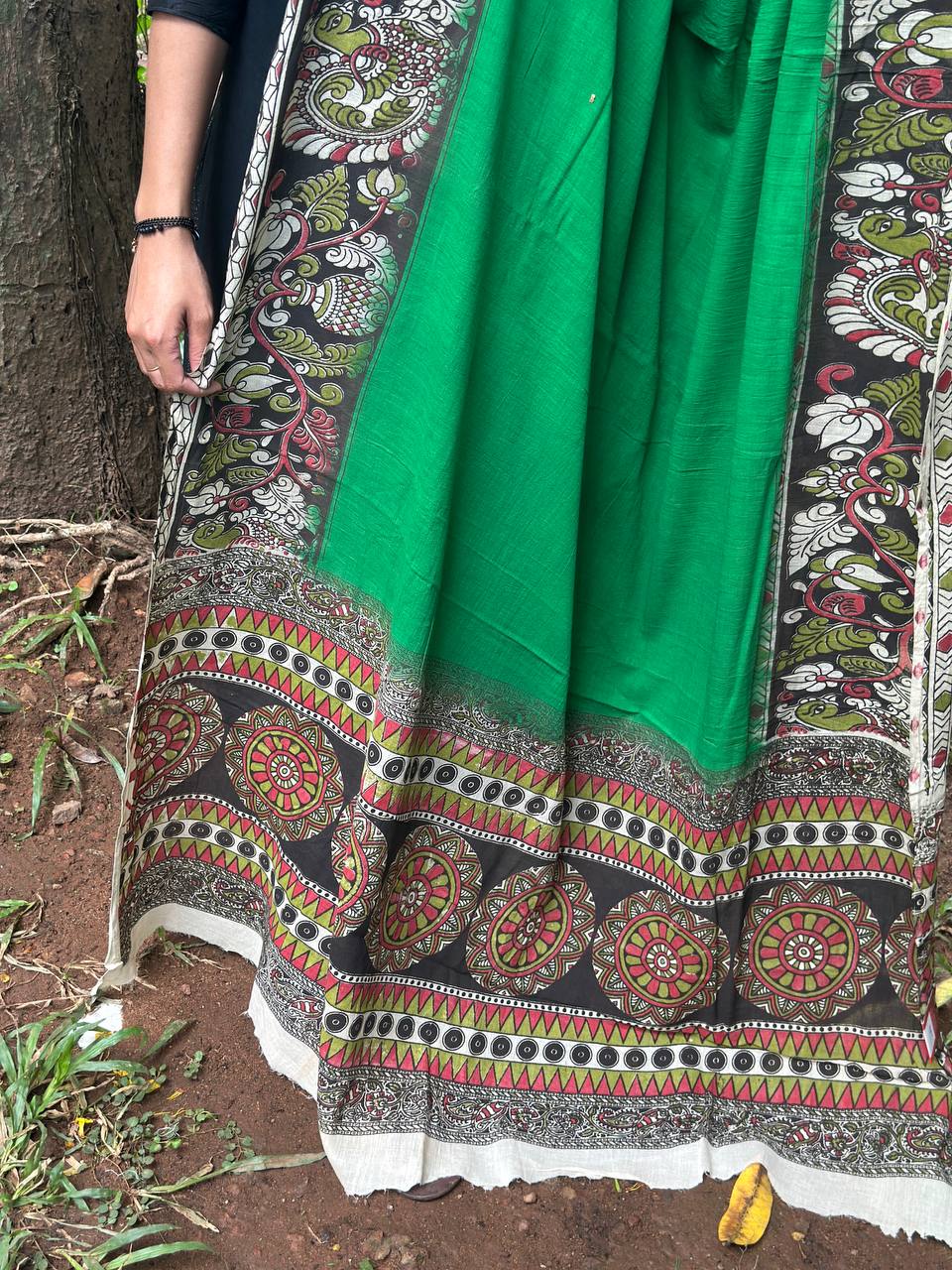RS. 200/- (50% Off on MRP Rs. 400/-)( DS-676)